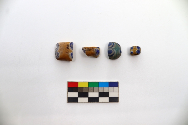 Keltský korálek s dvojitými očky II - replika Štramberk - pravěké korálky - ancient lampwork glass beads replika