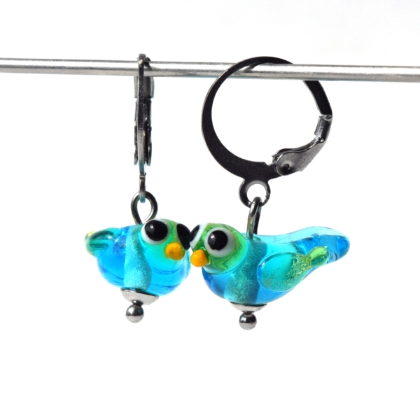 Ptáčci - náušnice s ručně vinutými perlemi - sklo a chirurgická ocel - hypoalergenní- vinutky - earrings bird lampwork beads greya