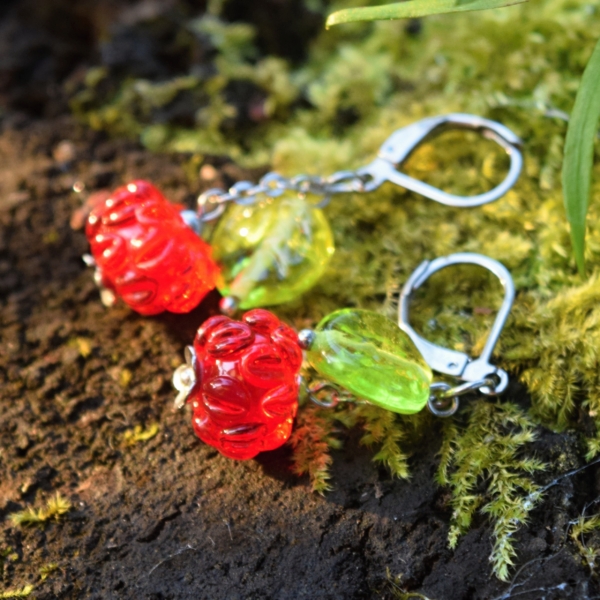 Maliny - náušnice s ručně vinutými perlemi - sklo a chirurgická ocel - vinutky korálky Lampwork beads berries