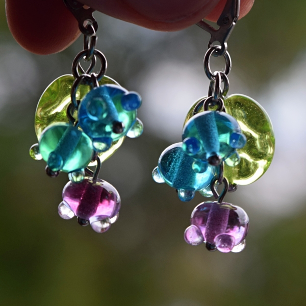 Anetka- náušnice s ručně vinutými perlemi - vinutky sklo a chirurgická ocel lampwork earring