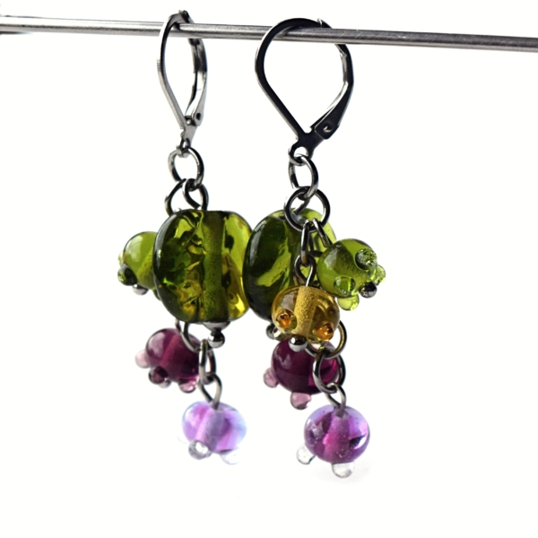 Berries - náušnice s ručně vinutými perlemi - vinutky sklo a chirurgická ocel - lampwork earrings