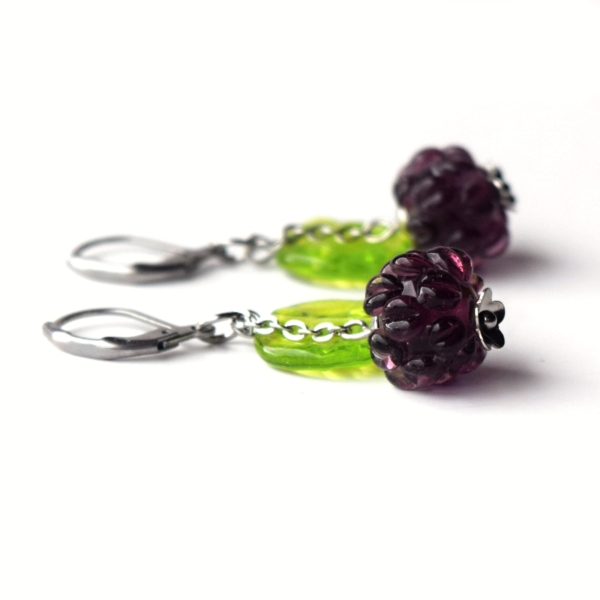 Ostružiny II - náušnice s ručně vinutými perlemi - sklo a chirurgická ocel - vinutky korálky - lampwork earrings berries