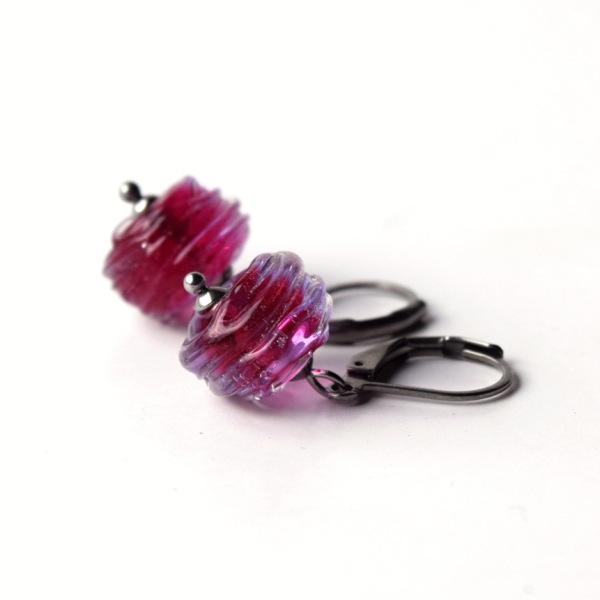 Náušnice z růžových vinutých perel "Vortex" lampwork beads earrings